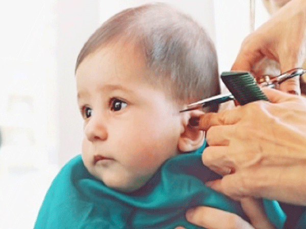 Nếu bé của bạn gặp phải sự cố máu khi cắt tóc, đừng lo lắng quá nhiều. Hình ảnh này sẽ giúp bạn tìm hiểu thêm về các kỹ thuật cắt tóc máu và cách xử lý đúng cách trong trường hợp này. Hãy cùng tìm ra sự thấu hiểu và giải quyết tốt vấn đề này nhé.
