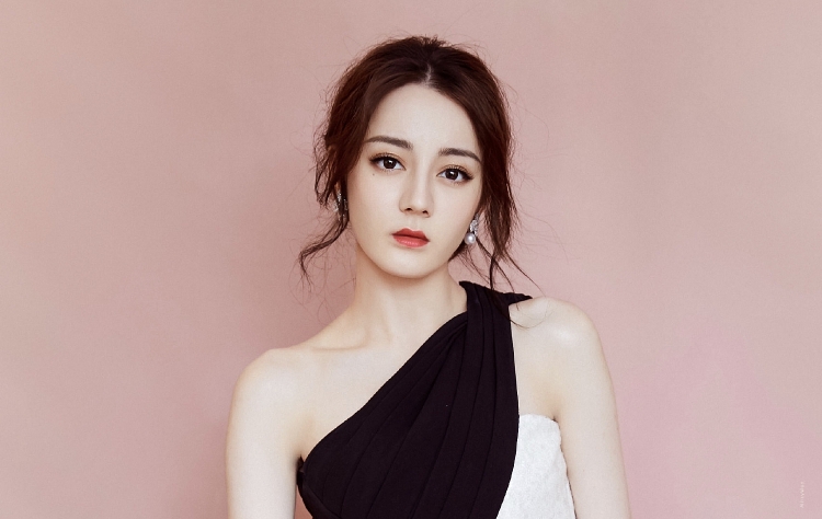 Phụ nữ dù xinh đẹp đến đâu cũng gặp 2 điều bất lợi này trong tình yêu