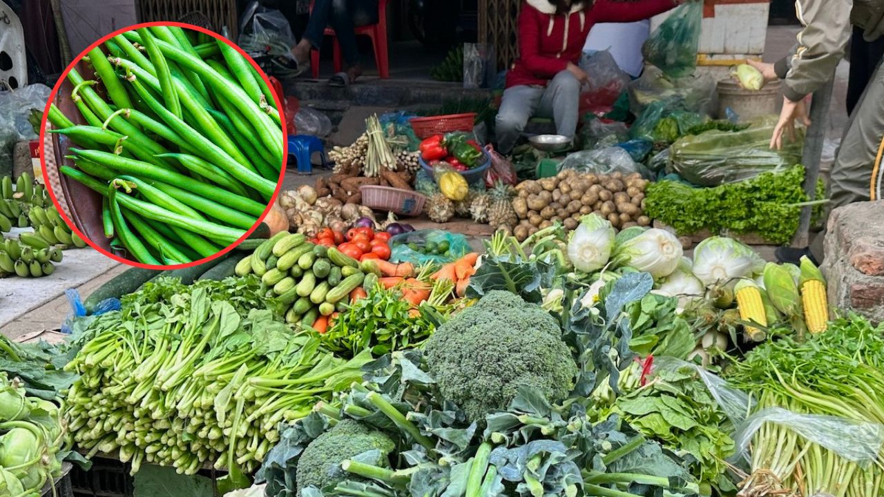 Người bán rau tiết lộ: Rau củ phun hóa chất thường có điểm này, rất ...
