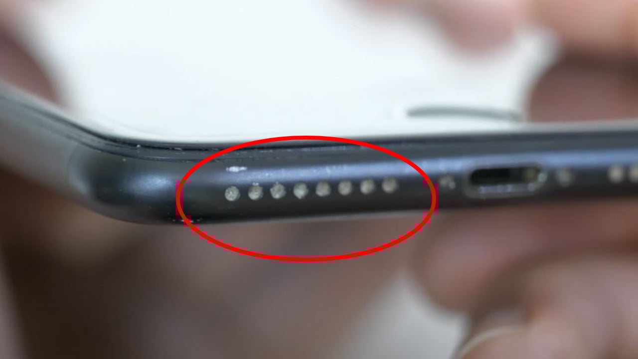 Tự vệ sinh loa điện thoại không khó, chỉ bạn 1 cách làm rất đơn giản mà vô  cùng hiệu quả