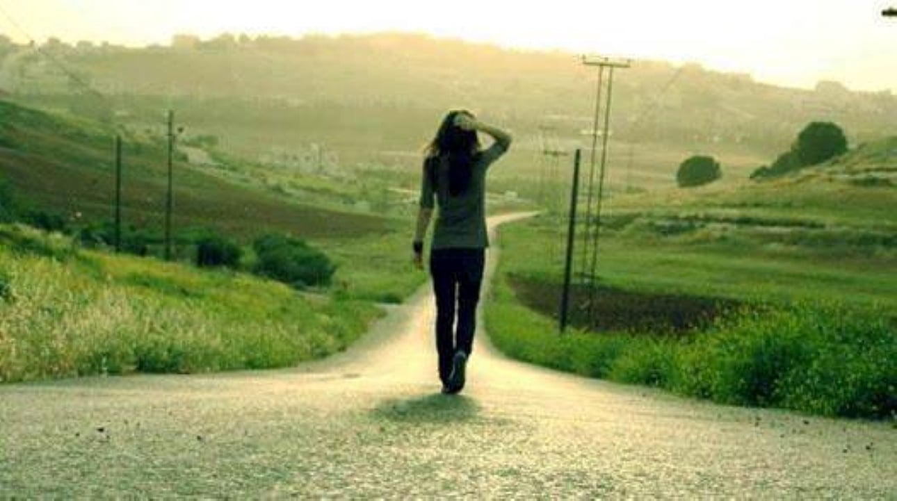 Chiêm Bao Thấy Đi Lạc Đường: Giải Mã Ý Nghĩa và Điềm Báo